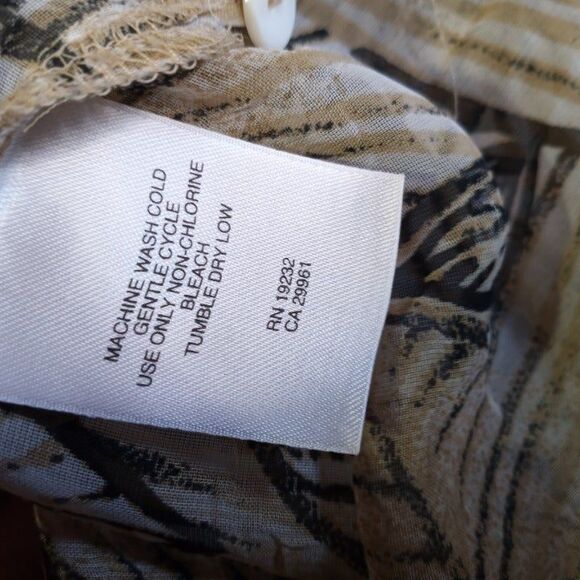 Alfred Dunner Women's Plus Sz 16 Sheer Button Down 3/4 Sleeve Leaf Print Top - Picture 3 of 6